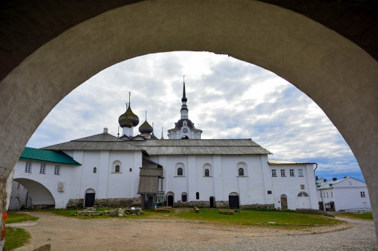 Соловецкий монастырь - арка
